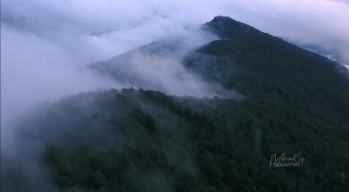 Berjelajah Gunung Latimojong di Sulawesi Selatan, Surganya Keindahan Bagi Para Pendaki