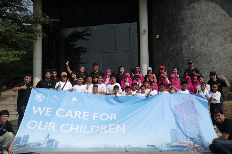 MG Motor Indonesia (MG) bekerja sama dengan Ascott Kuningan Jakarta mengadakan Corporate Social Responsibility (CSR) melalui program “We Care”