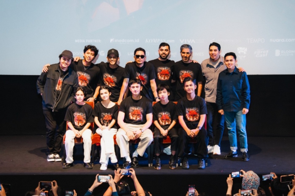 Seluruh kru & cast Film Waktu Maghrib 2 Produksi Rapi Films Siap Layar Lebar Mulai 28 Mei 2025