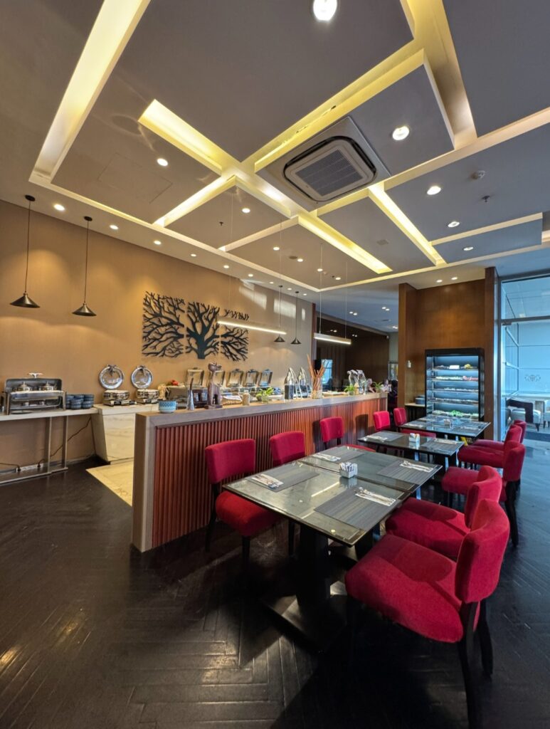 CAELUM Dining and Lounge Ascott Kuningan Jakarta