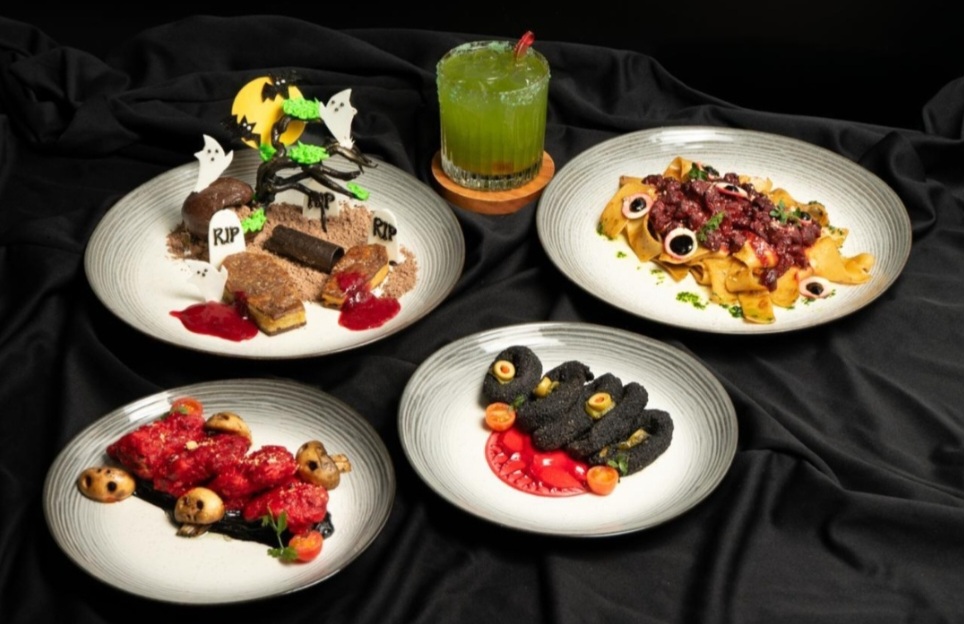 Swiss-Belresort Dago Heritage Bandung “Halloween Haunted Feast Menu”