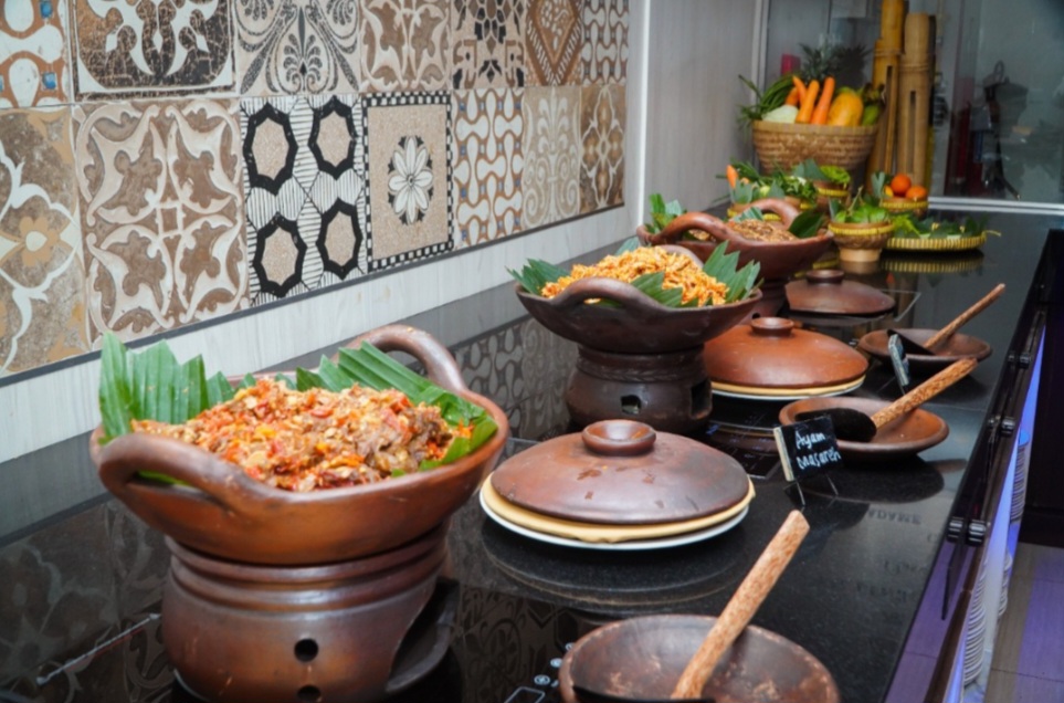 Swiss-Belresidences Kalibata Hadirkan Momen Berbuka Sajian Tradisional Otentik Di “Kampoeng Ramadan”