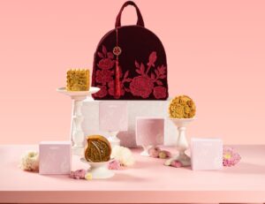 Pullman Jakarta Central Park Rayakan Mooncake Season melalui “The Art of Gifting”