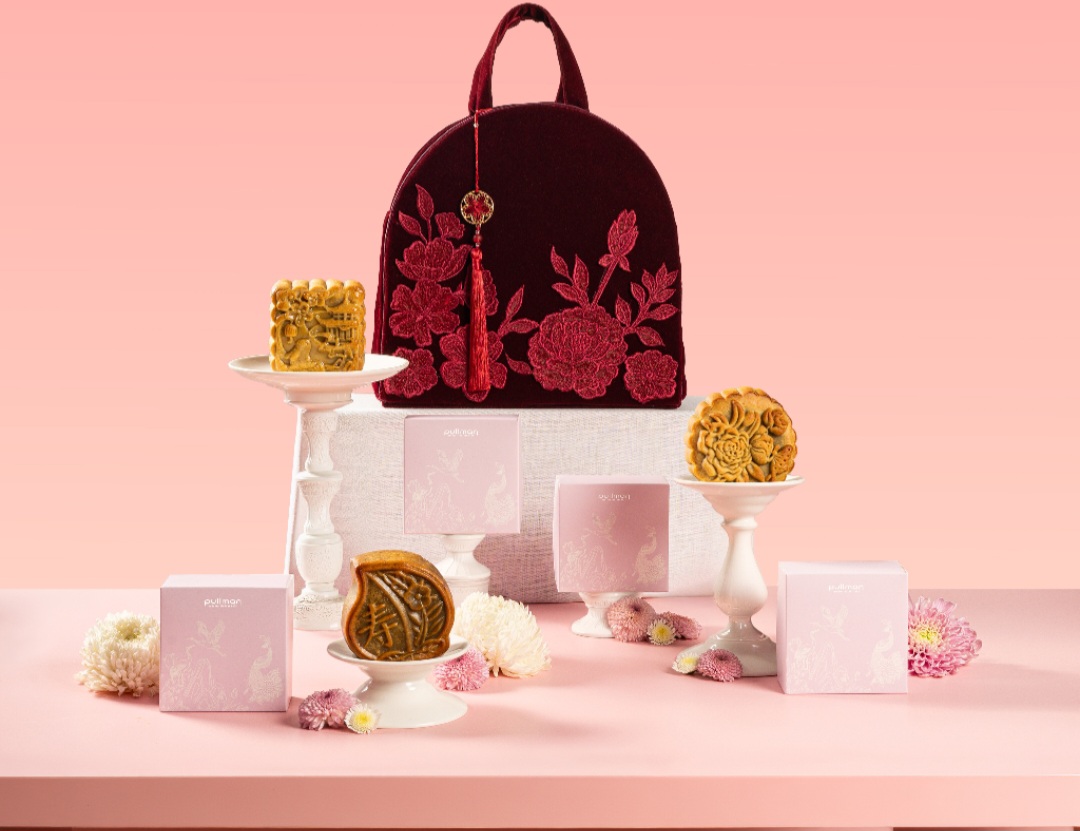 Pullman Jakarta Central Park Rayakan Mooncake Season melalui “The Art of Gifting”